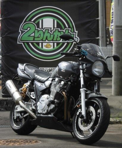 XJR1300