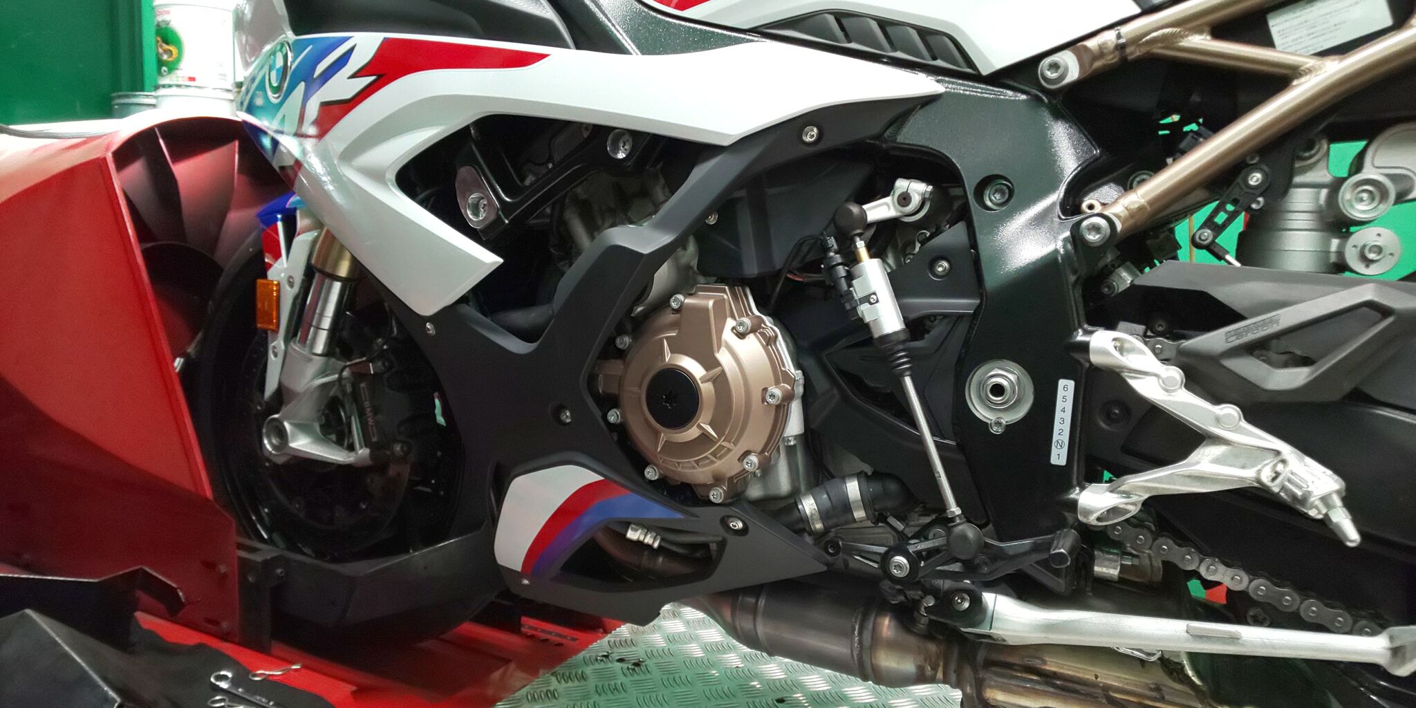 メーカー 一覧 馬力測定】やっぱり凄い！BMW S1000RR現行モデル パワーチェック 絵本/児童書