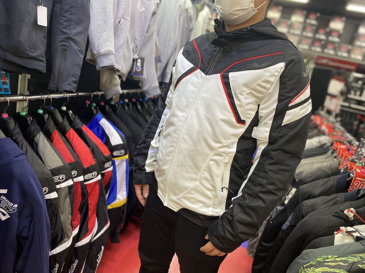 ☆寒暖差のある時にでも着れるウエアがこちら♪☆ : 2りんかんブログ