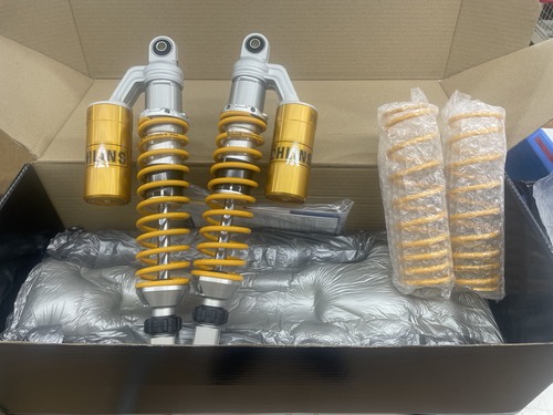 売り切り オーリンズタイプ 320 この字 PCX125 PCX150 シグナスX CB400FOUR GSX750S GSX1100S 売り切り オーリンズタイプ 320 この字 PCX125 PCX150 シグナスX