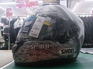 ¤³¤Á¤é¤â¥â¥¶¥¤¥¯¤¬¤¤¤¤Ì£¤ò½Ð¤·¤Æ¤¤¤Þ¤¹ SHOEI QWEST RESOLUTE