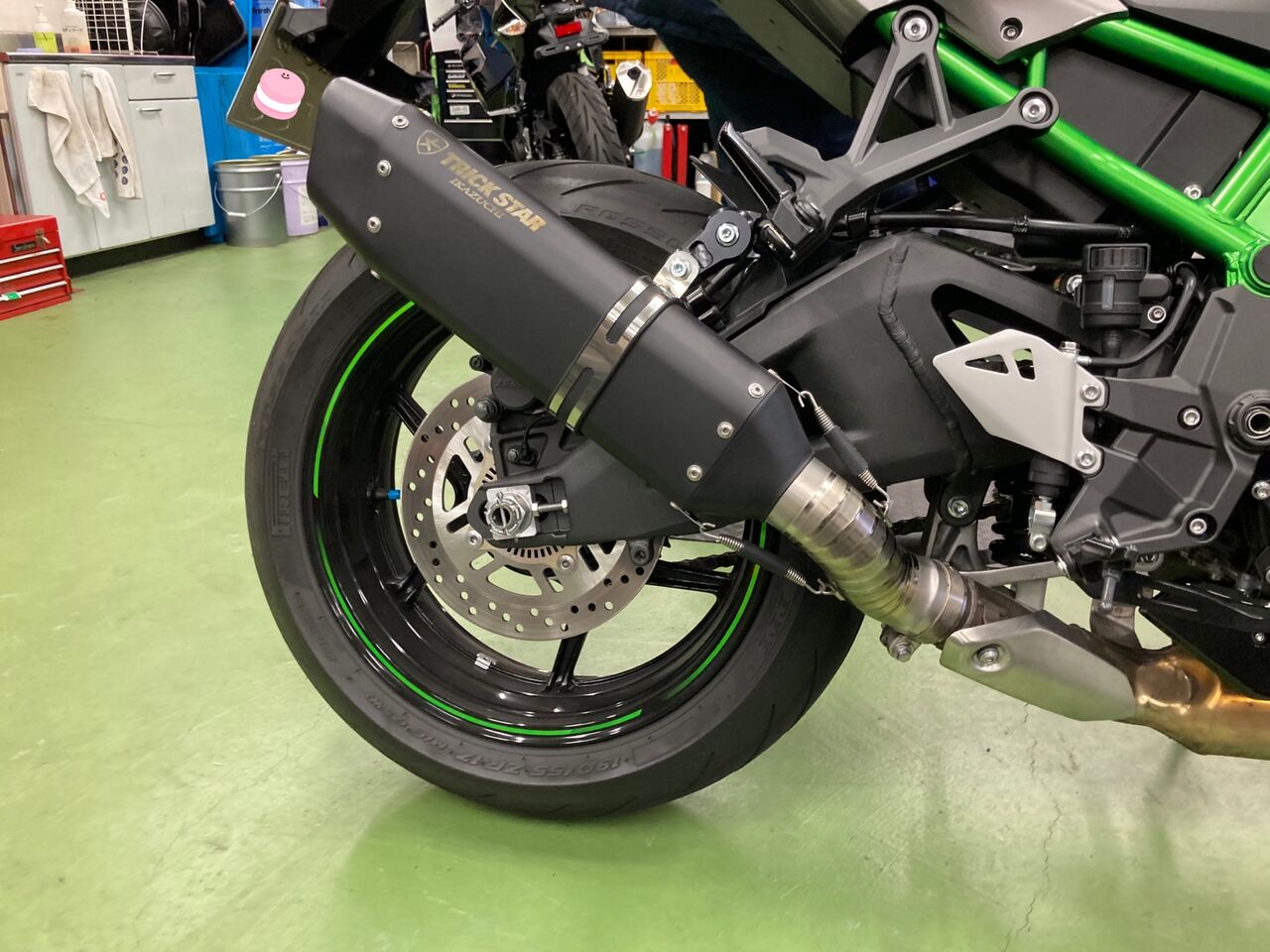AKRAPOVIC ZH2 スリップオンマフラー AKRAPOVIC アクラポビッチ スリップオンラインマフラー Z H2 KAWASAKI