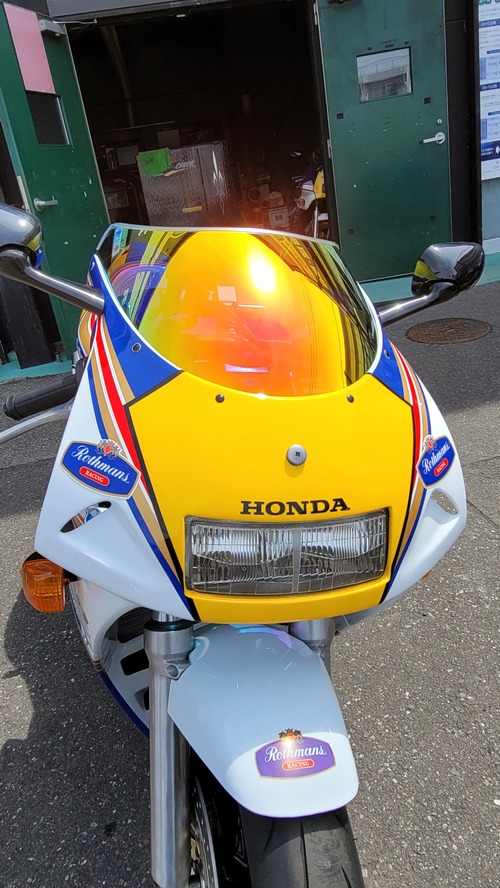 NSR250R Rothmans 054