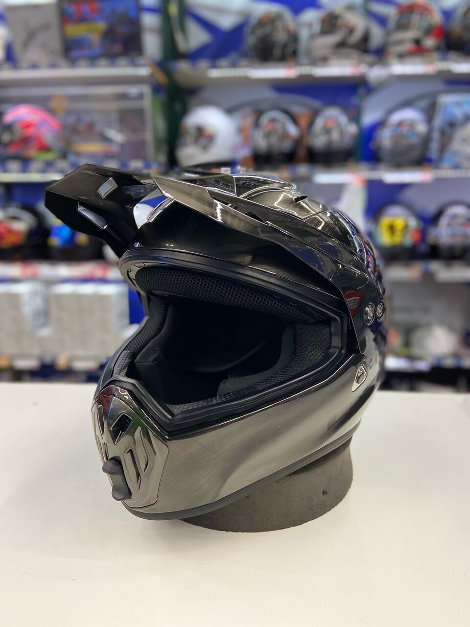 面白いヘルメットの