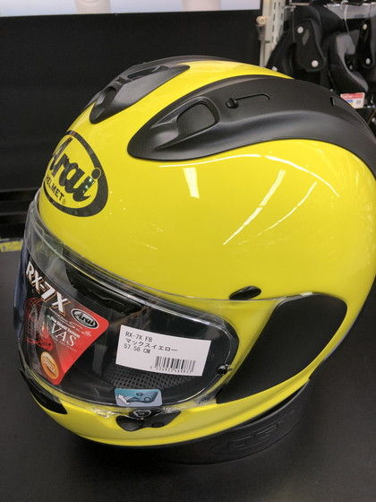 AHR イエロー ヘルメット ミラ ARAI☆ド派手な原色系カラーが大特価！ : 2りんかんブログ
