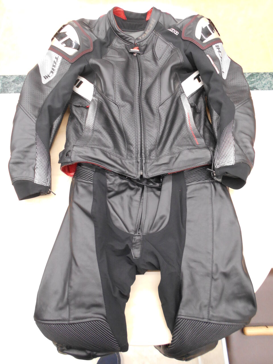 合成皮革ジャケット RSタイチ Amazon | RSタイチ(アールエスタイチ)バイクジャケット シルバー