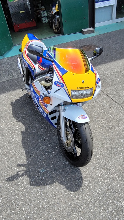 NSR250R Rothmans 051