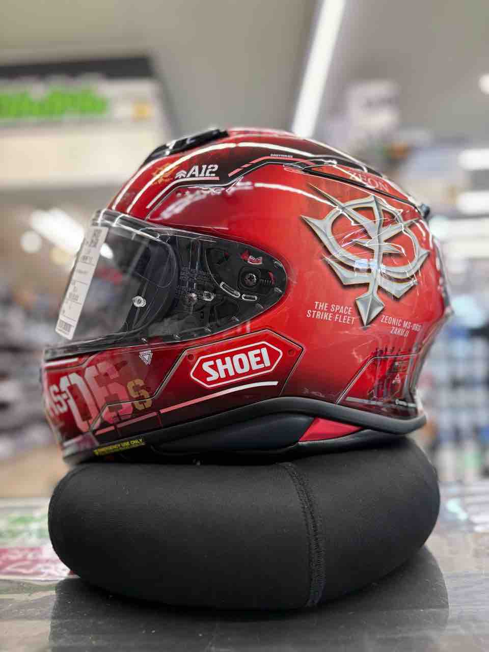 松山2りんかん】SHOEI Z-8 ガンダムコラボ入荷しました!! : 2