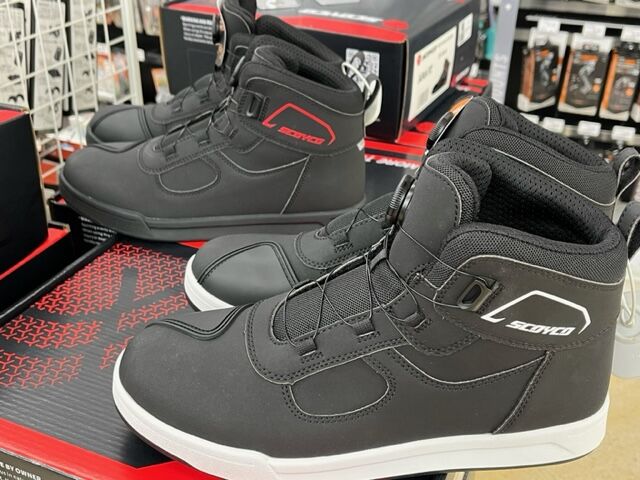 奈良2りんかん】限定入荷スコイコのカジュアルライディングシューズの