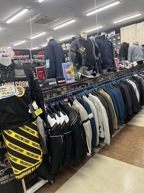 EBDFB9BB-D9C6-4D8C-8E4C-0EC36783FA0C