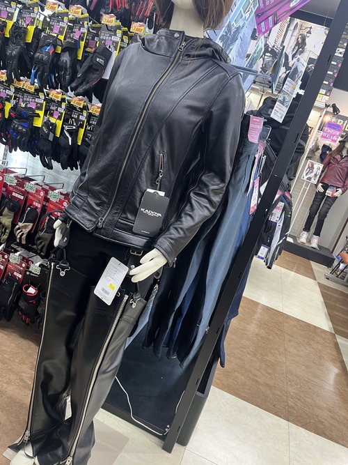 C5C67ACD-FC1A-4A5C-9F89-0C05CFDC60B8