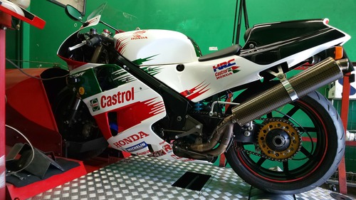 VFR750R NC30 PCR026