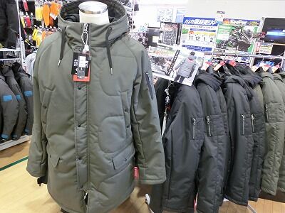 や*る様 BMC x Coleman 着るテント ジャケット　バイク用 倉敷】Coleman×BMC 着るテント入荷しました!! : 2りんかんブログ