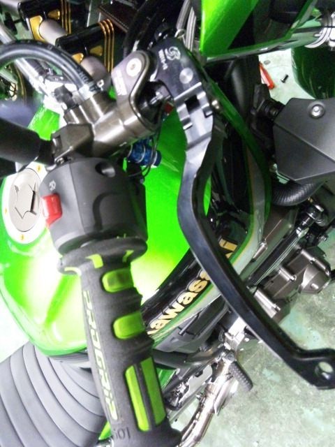 GALESPEEDマスターシリンダー装着！ZRX1200