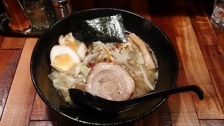 DSC_0018 (640x360)