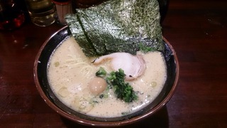DSC_0002 (640x360)