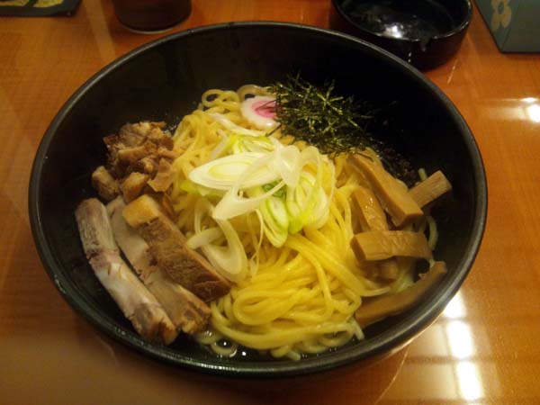 油そば 丸屋 北千住 千住大橋 しらけんの日記