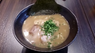 DSC_0008 (640x360)