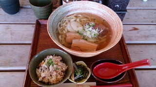 DSC_0009 (640x360)