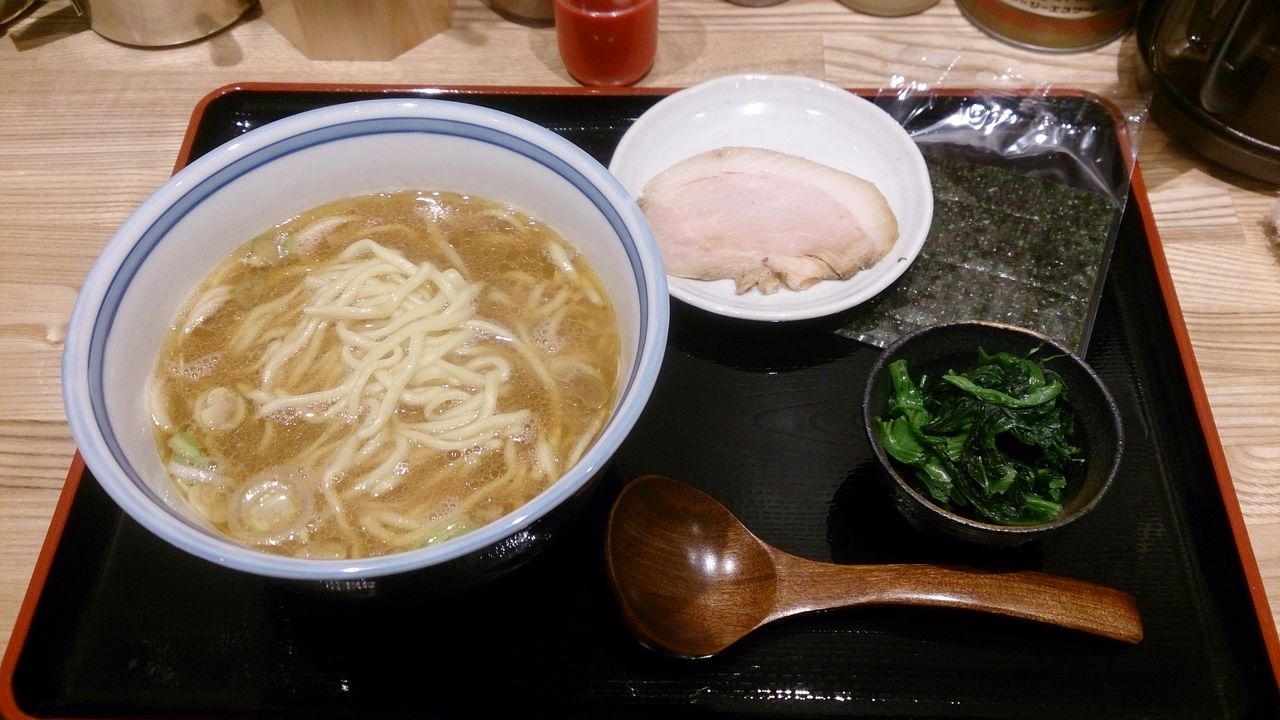 元祖 東京家系ラーメン 横横家 湯島 しらけんの日記 元祖 東京家系ラーメン 横横家 湯島 しらけんの日記