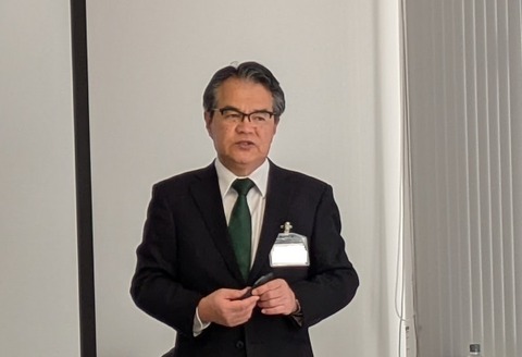 小川先生