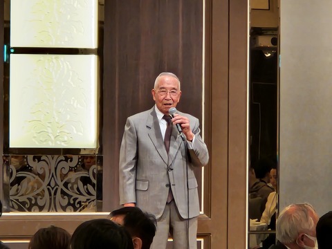 乾杯のご発声(会長)