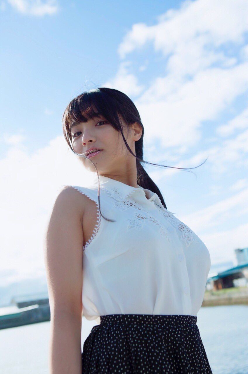 ノースリーブなニット ブラウスという童貞を殺す服のエロスwww 童貞を殺す服 オタサーの姫エロ画像ブログ