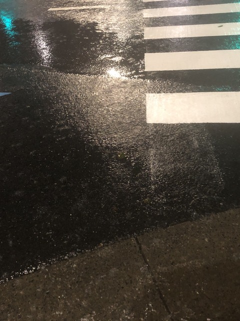 ワルプルギスの夜がきても道路はの流水は氾濫しない模様