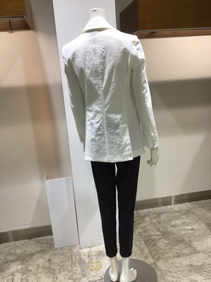 D9447FFB-86CF-478E-B61F-1395B3216E3F