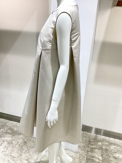 69633C97-B8DD-4B9C-AC98-26A9EC8E5BF1