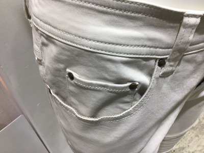 3CE1E19A-6F90-47E6-8C97-4D71B882B930