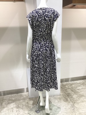 09479A1B-F94E-439E-B488-B8238976D015