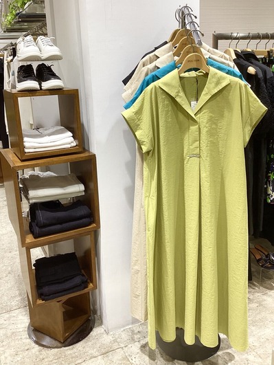 B7F4E586-B6E0-4C0E-BFAE-F71C74EAB894