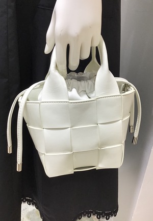 A5C56EB6-07ED-4FAA-A3DF-DD44AF770865