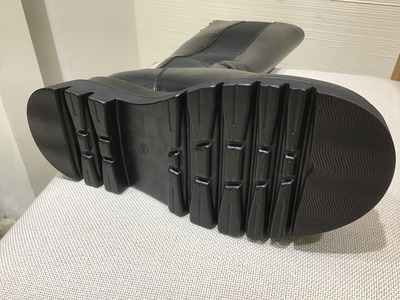 CBDBBBDC-ED8C-4BB2-8692-9E481030699C