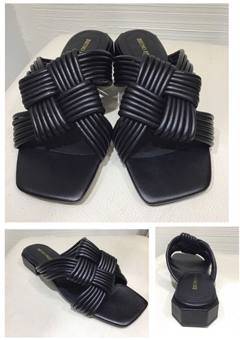 58242B28-81B3-4EE9-88F2-79C93321EEE9