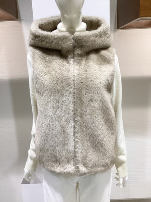 F491F52D-54A0-4A64-AE25-57A86C59C388