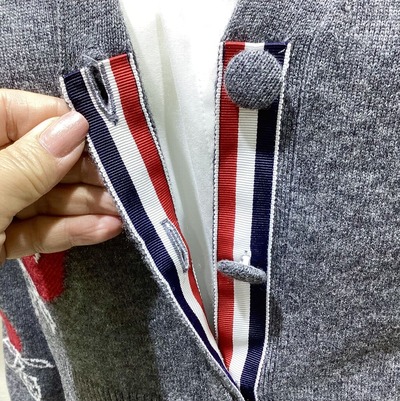 25E71BD6-537E-47C7-BCA9-009ECB0DE1CF