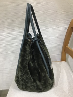 E2924A29-78FA-40E3-AEC4-4A1EEC1959FE