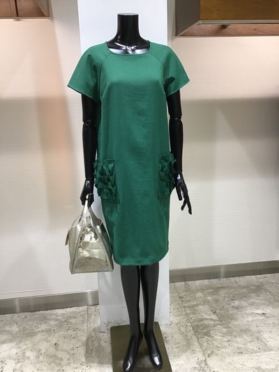 4EB56221-4578-4282-A768-520453B5D6D5