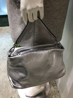 2101B9F6-844F-464E-8085-556799956889