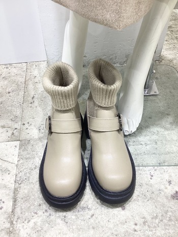 D57D2DED-58E1-4727-BA21-C66CD5D91D4A