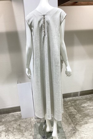 12F461B7-5EDA-4CF2-91B8-E6B4CEE61737