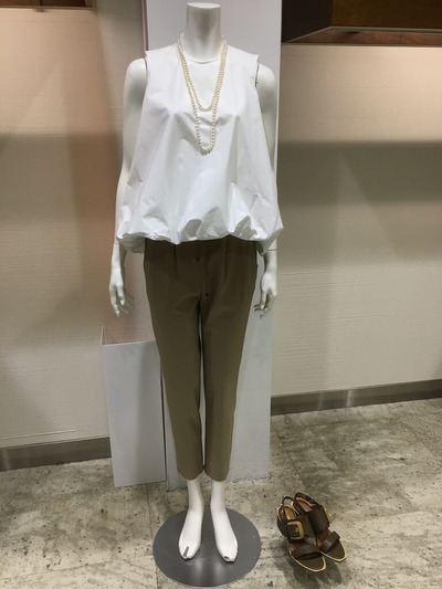 1F2FF27A-5D1C-44DB-9EF6-6DFBE49E6183