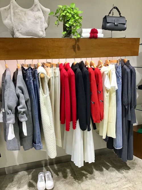 CB38B03C-F7AC-45AB-9769-648470CC2507