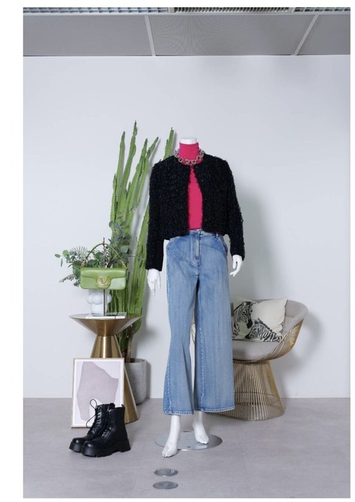 ABFDC9A2-E42E-4E48-A09A-C75CEDA236CA