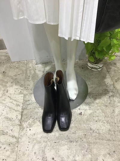 380E1E2F-3208-4B2C-A3FE-15786209804B