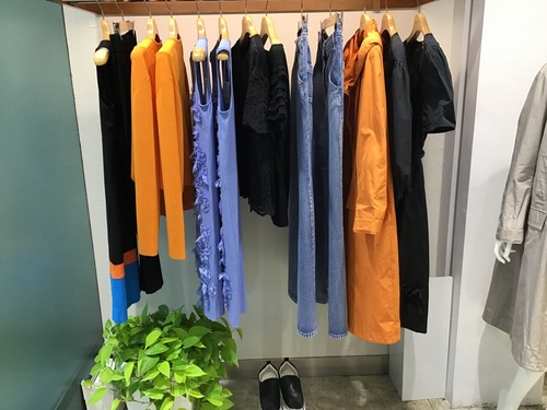 F1213A3F-A7E8-4F87-AD16-9F2AD6628156