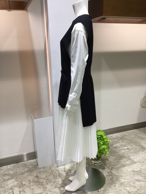 F3FDCF0A-0B86-4CCA-9901-5EAFC1557BDD