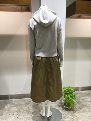 573B00F3-0A16-4AF5-BFD5-735AB675E2EB